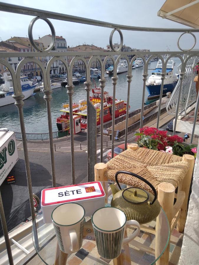 Grand T2 Au Coeur De Ville Avec Vue Sur Quais Et Mer セット エクステリア 写真